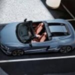 Audi R8 V10 RWD Spyder Slide